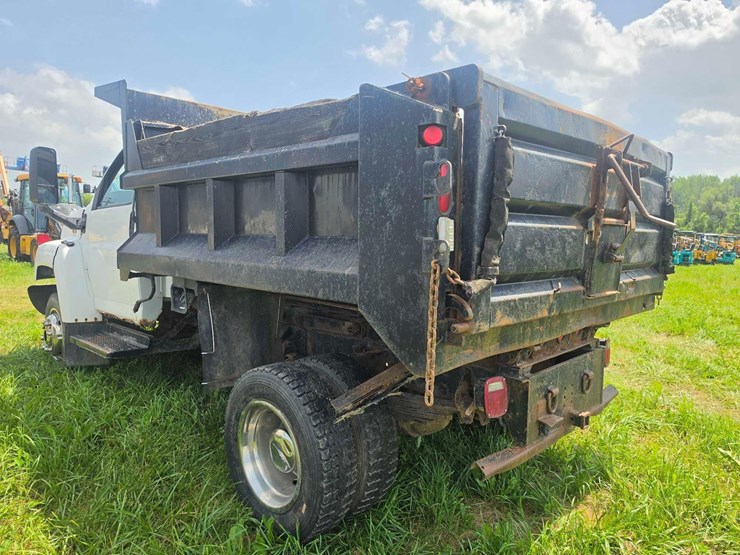 2003-gmc-topkick-c5500-image-5