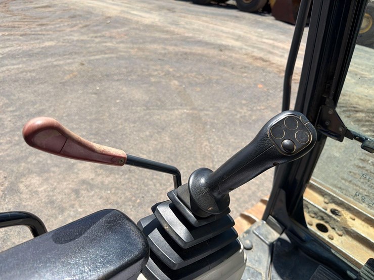 2018-kobelco-sk350-lc-10-image-28