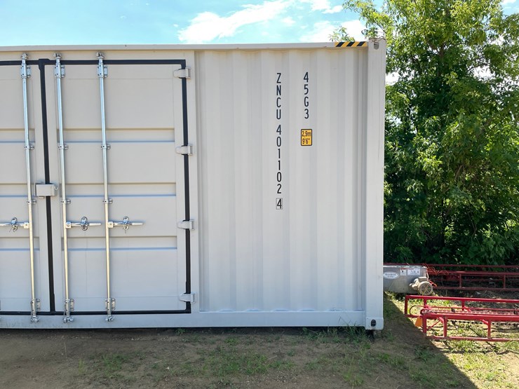 #120-•-40'-high-cube-multi-door-shipping-container-image-8