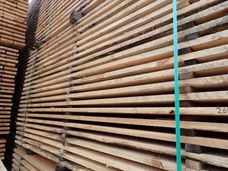 qty-of-(264)-1-in.-x-4-in.-x-8-ft-rough-cut-pine-image-3