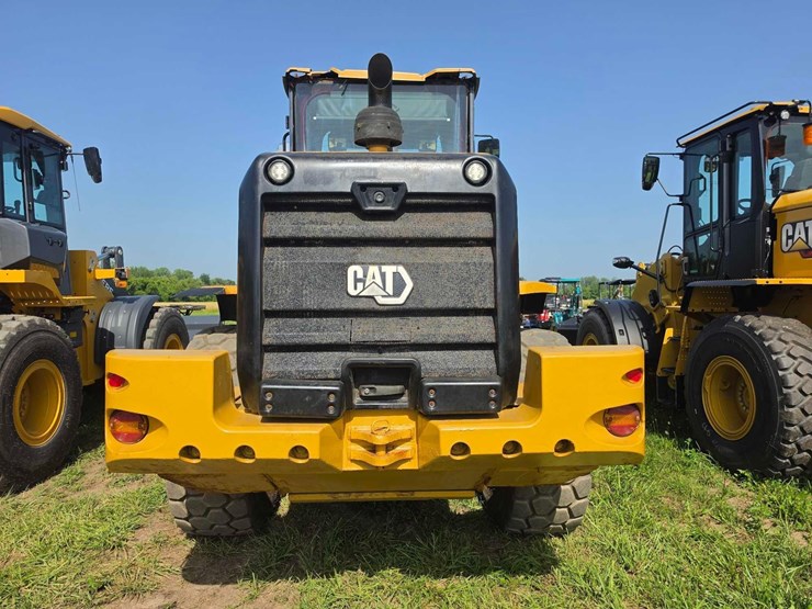 caterpillar-938m-image-7