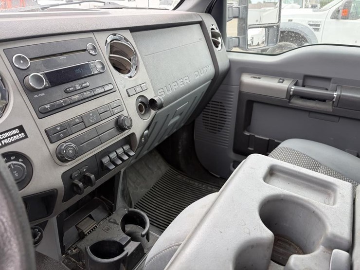 2012-ford-f250-image-17