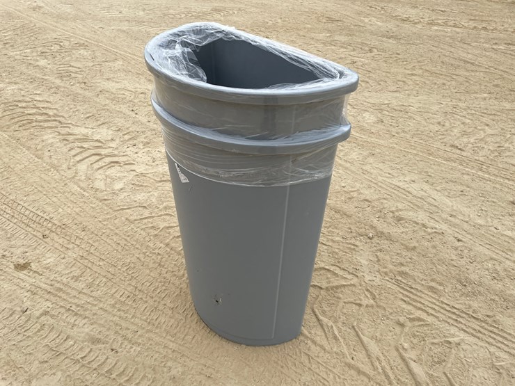 #3409-•-(2)-flush-wall-rubbermaid-recycling-bins-image-1