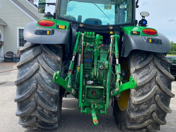 2022-john-deere-6155r-image-2
