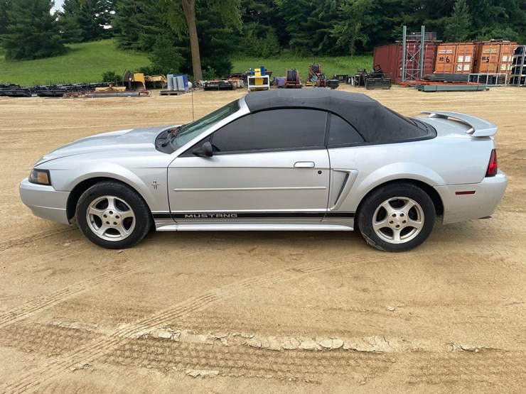 #202-•-2002-ford-mustang-convertible-(has-in-title)-image-8