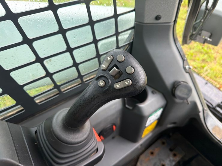 2023-bobcat-t66-image-22