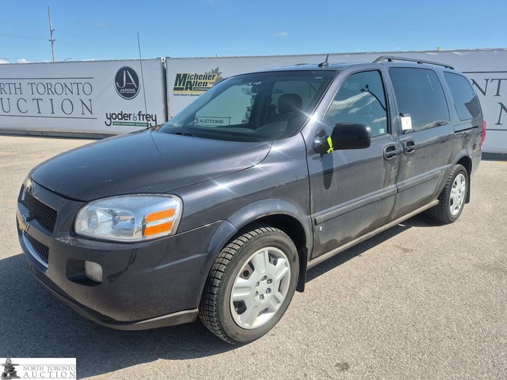 2008-chevrolet-uplander-image-1