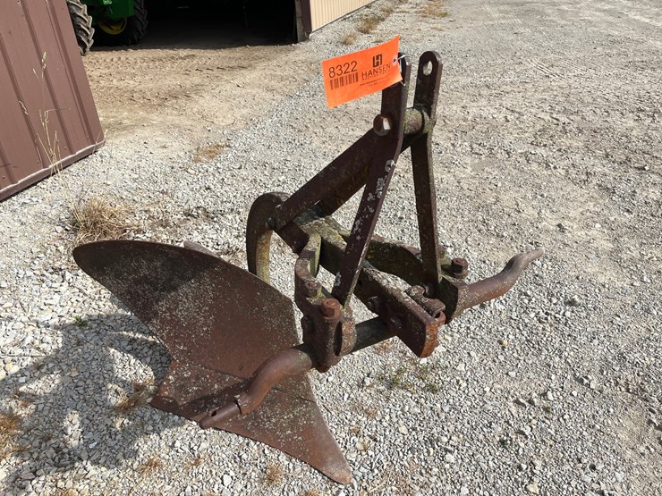 #8322-•-ferguson-3-point-1-bottom-plow-image-8