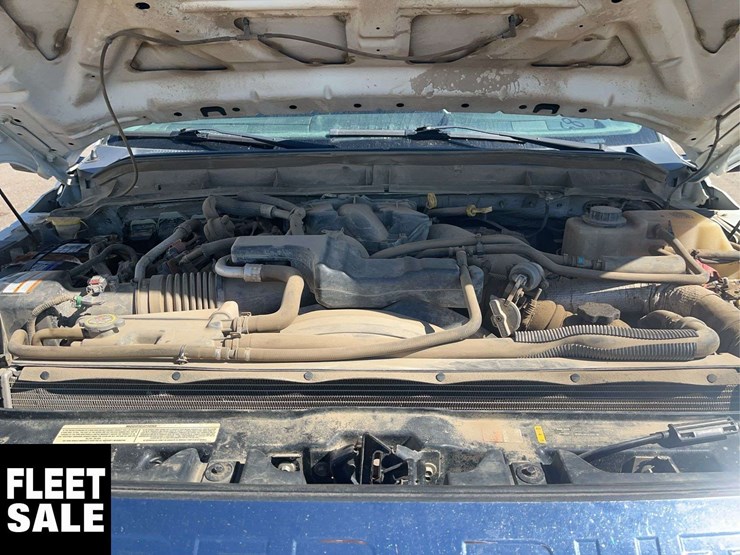 2013-ford-f550-image-22