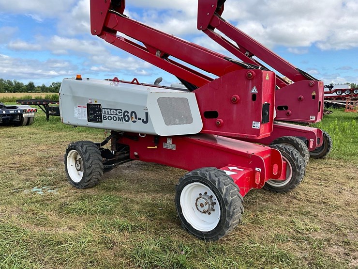 2021-mec-60j-image-3