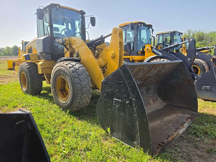 caterpillar-938m-image-3