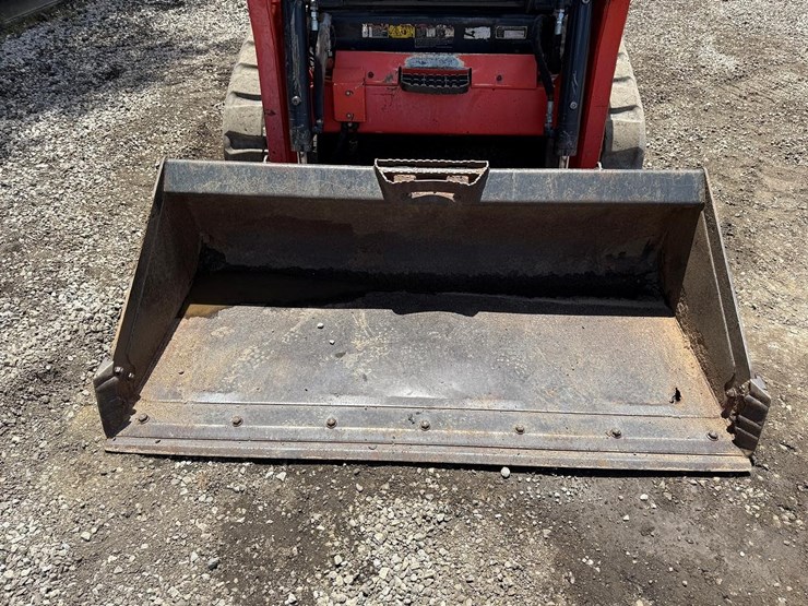 kubota-svl75-2-image-9