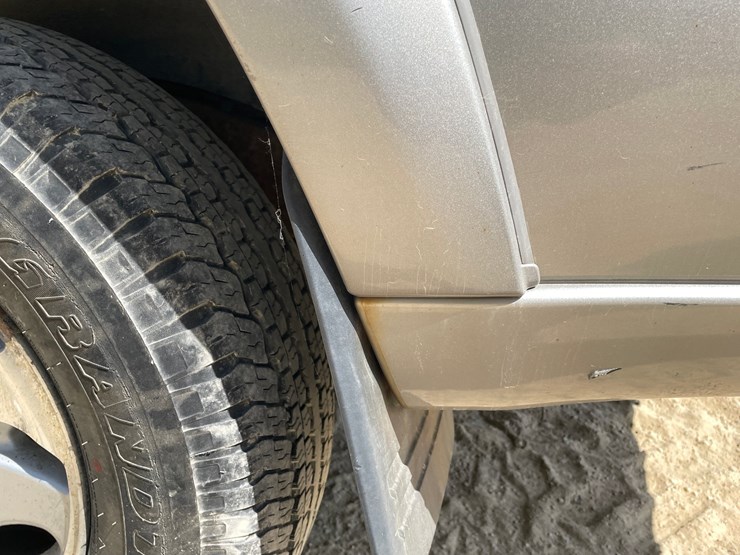 2003-toyota-sequoia-image-24