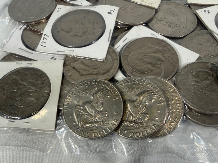 #40033-•-(50)-one-dollar-coins-image-13