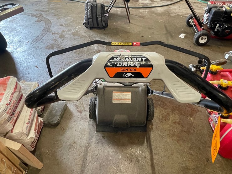 #7927-•-honda-hrn-216-self-propelled-lawn-mower-image-9