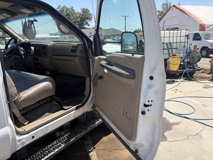 2001-ford-f450-image-10