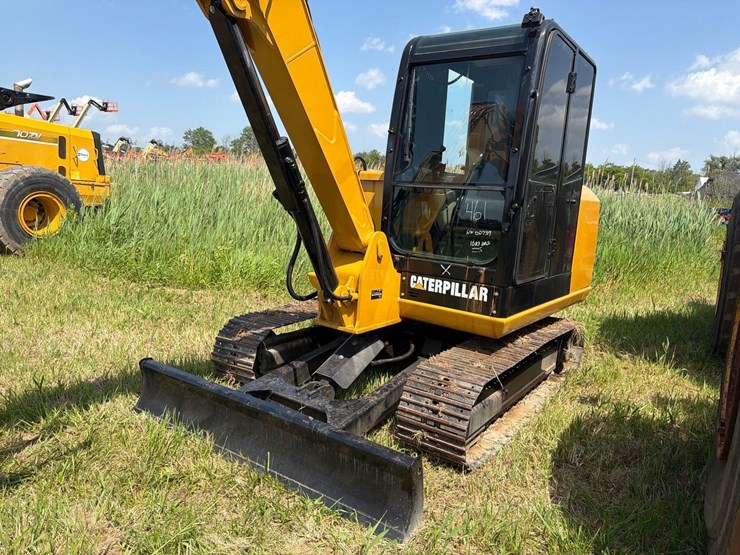 caterpillar-306e-image-2