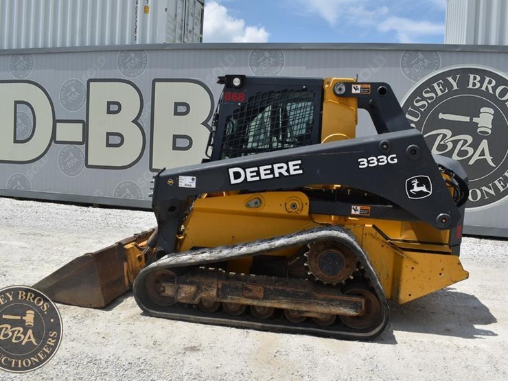 2017-deere-333g-image-12