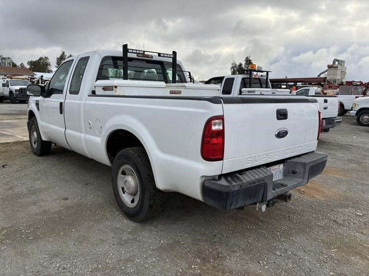 2008-ford-f250-image-4