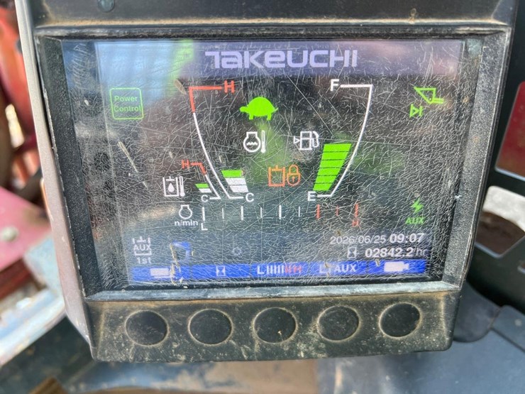 2016-takeuchi-tl10v2-image-20