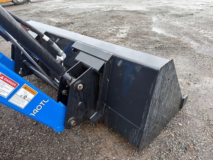 new-holland-workmaster-35-image-9
