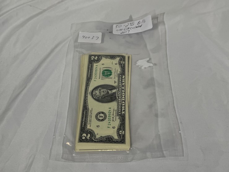 #40037-•-(50)-2017-two-dollar-bills-uncirculated-image-7