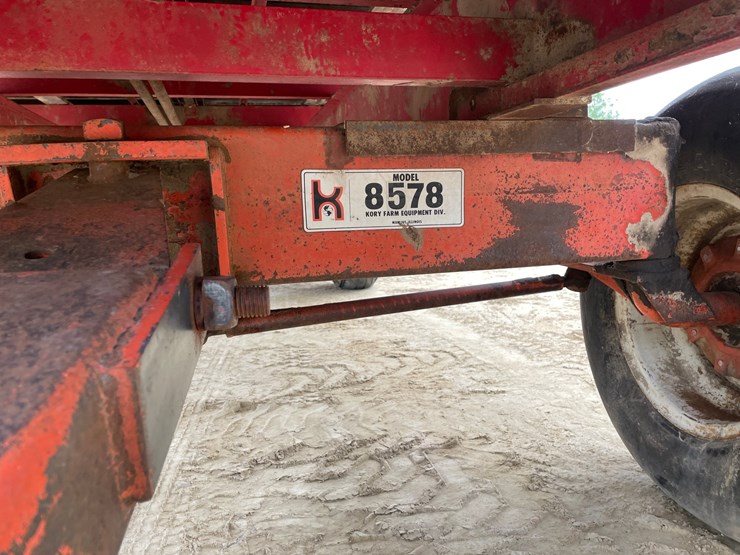 #408-•-h-&-s-18'-chopper-box-image-37
