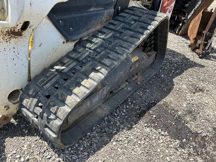 2021-bobcat-t76-image-11