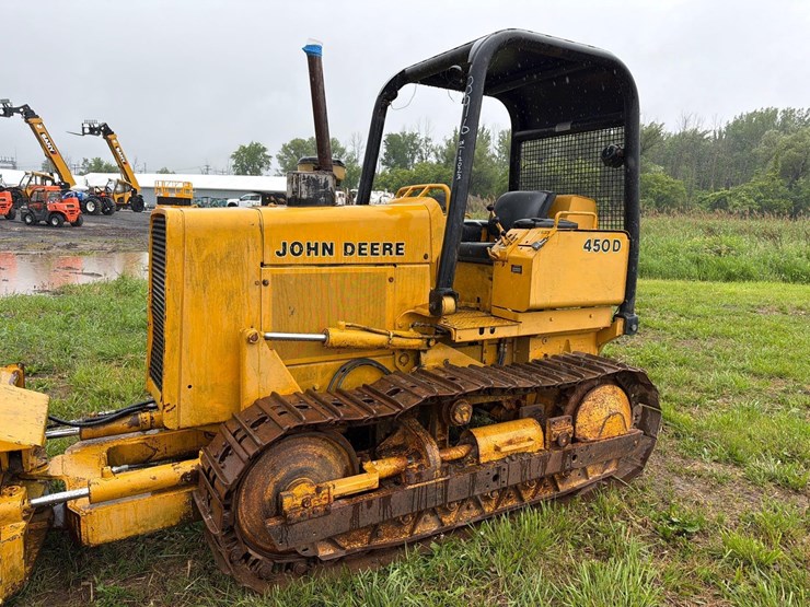 deere-450d-image-2