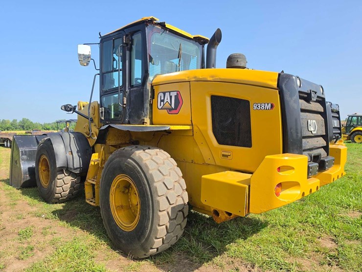 caterpillar-938m-image-6