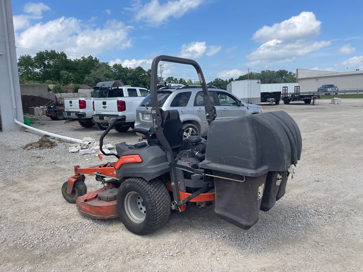 #4861-•-husqvarna-professional-z560x-zero-turn-lawn-mower-image-6