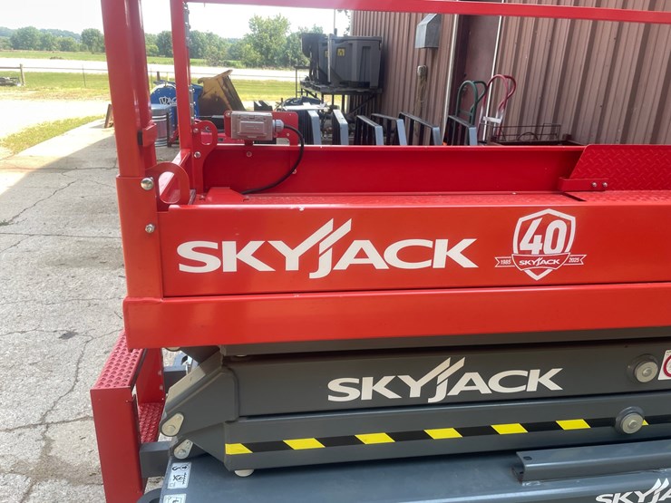 #102-•-2025-skyjack-sj3220e-scissors-lift-image-30