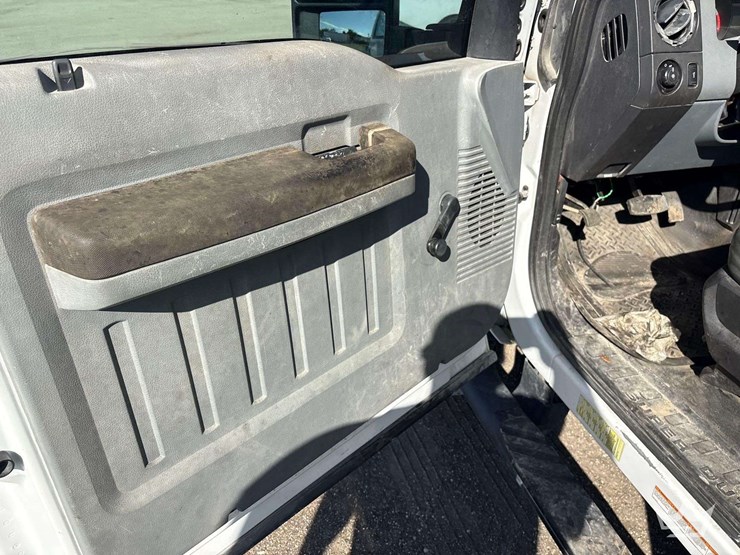 2015-ford-f450-image-24