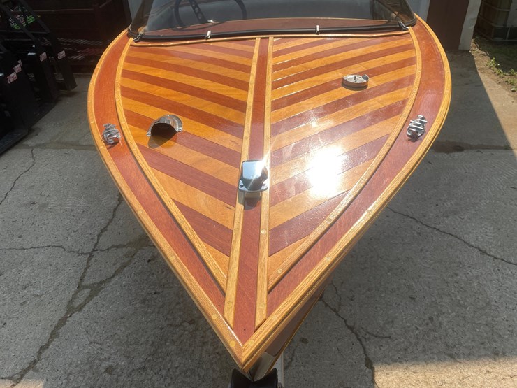 #103-•-1954-14'-vintage-speed-liner-wooden-speedboat-(no-title-or-registration-card)-(bill-of-sale-only)-image-27