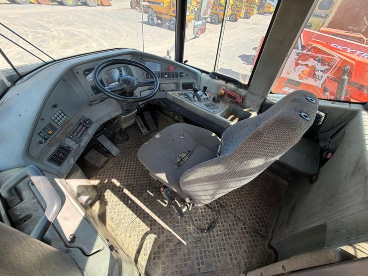 volvo-a40d-image-12