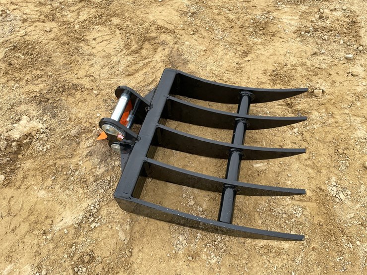 #2064-•-new-mini-16"-rake-attachment-image-2