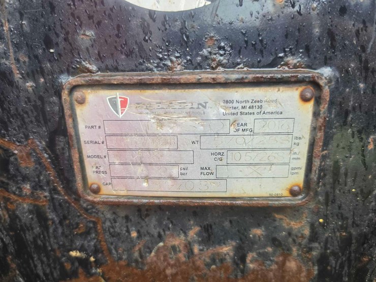 2008-takeuchi-tl8-image-15