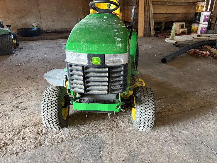 john-deere-235-image-2