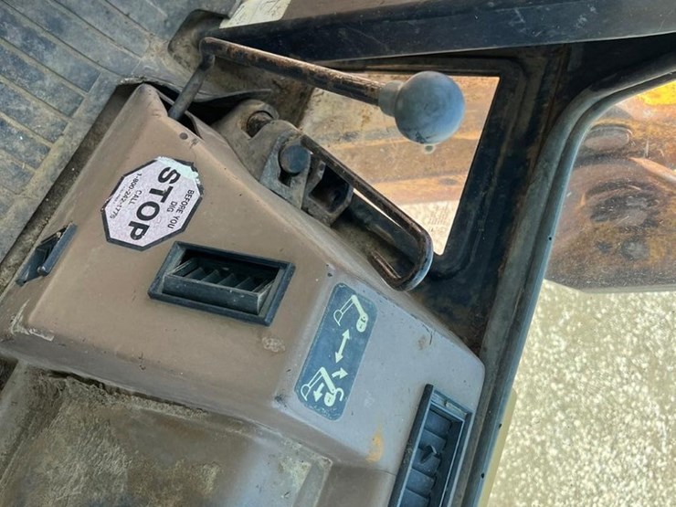 john-deere-310d-image-30
