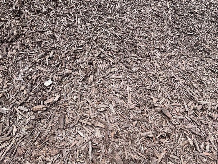 #4882-•-pile-of-brown-mulch-image-2