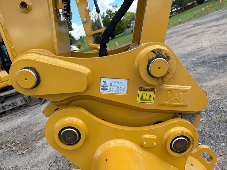 caterpillar-317-image-21
