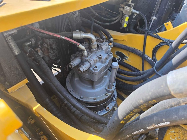 deere-350g-lc-image-21