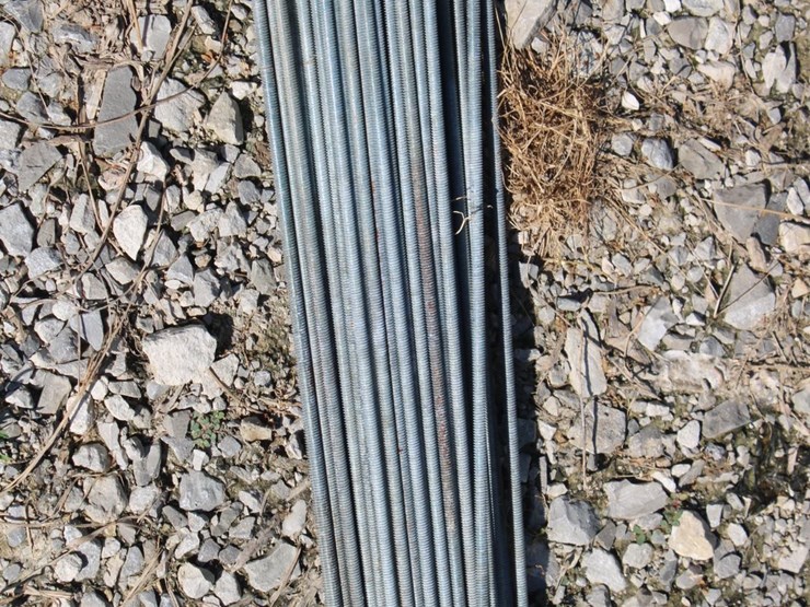 approx-48-pieces-of-1/8"-all-thread-10'-long-image-3