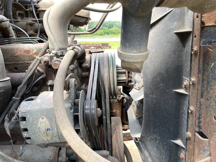 #204-•-1988-international-straight-truck-(has-wi-title)-image-96