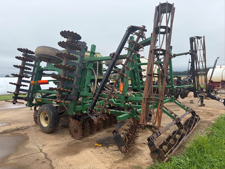 2200-turbo-till-(2200tt)-22'-with-gandy-air-seeder-image-3