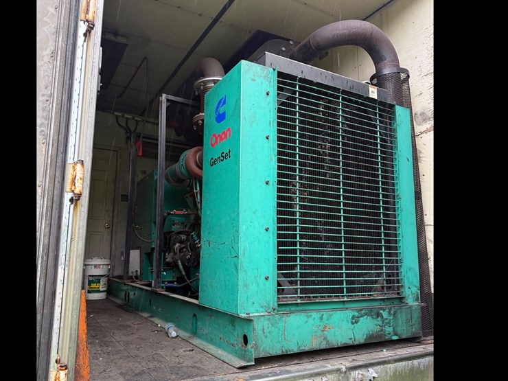 #8308a-•-cummins-350dfcc-diesel-generator-image-2