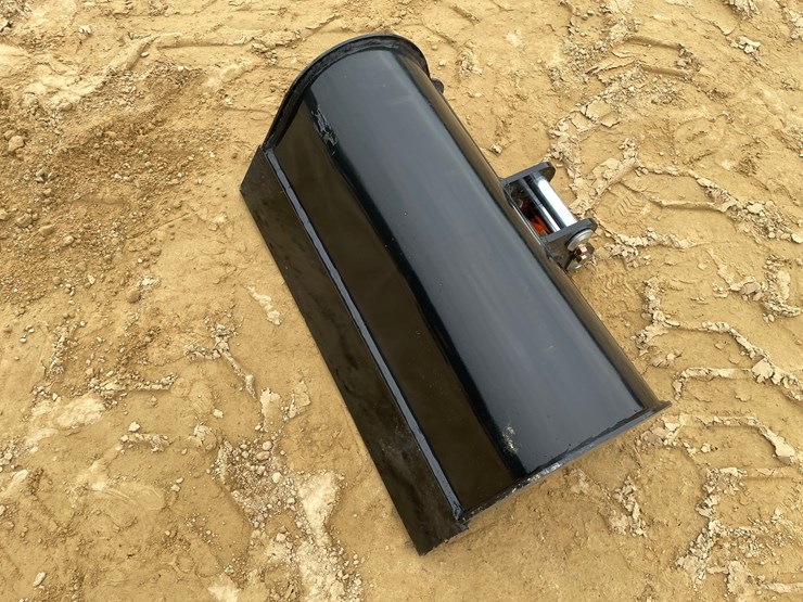 #2058-•-new-mini-24"-bucket-attachment-image-7
