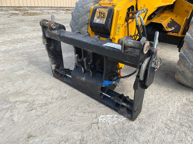 jcb-tm320-image-9