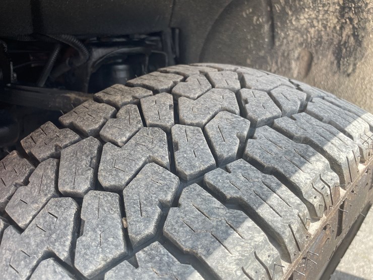 2019-chevrolet-2500-image-12
