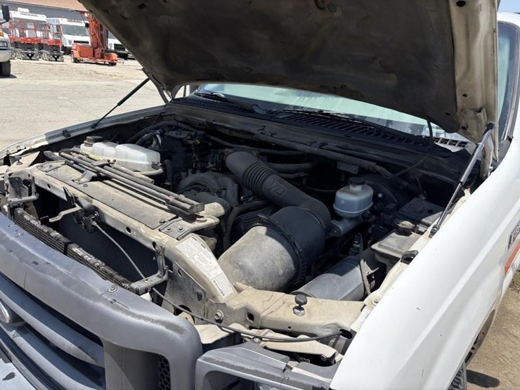 2001-ford-f350-sd-image-7